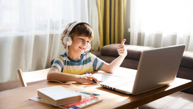 子供がフォニックスを学べるオンライン英会話6選【習得するメリット多数】