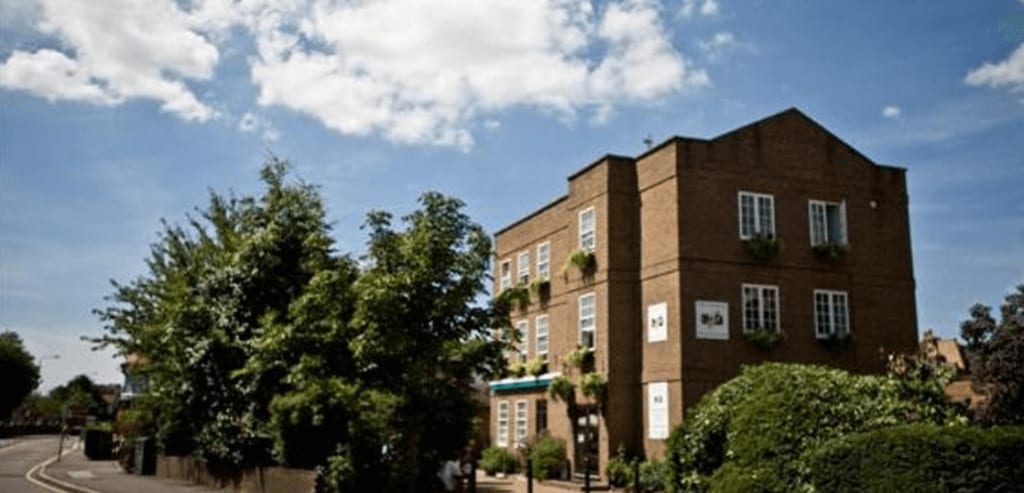 Centre of English Studies, London(Wimbledon)-1