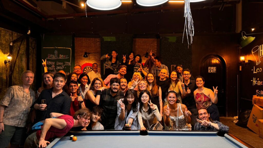 International House Bangkokのナイトアクティビティの様子