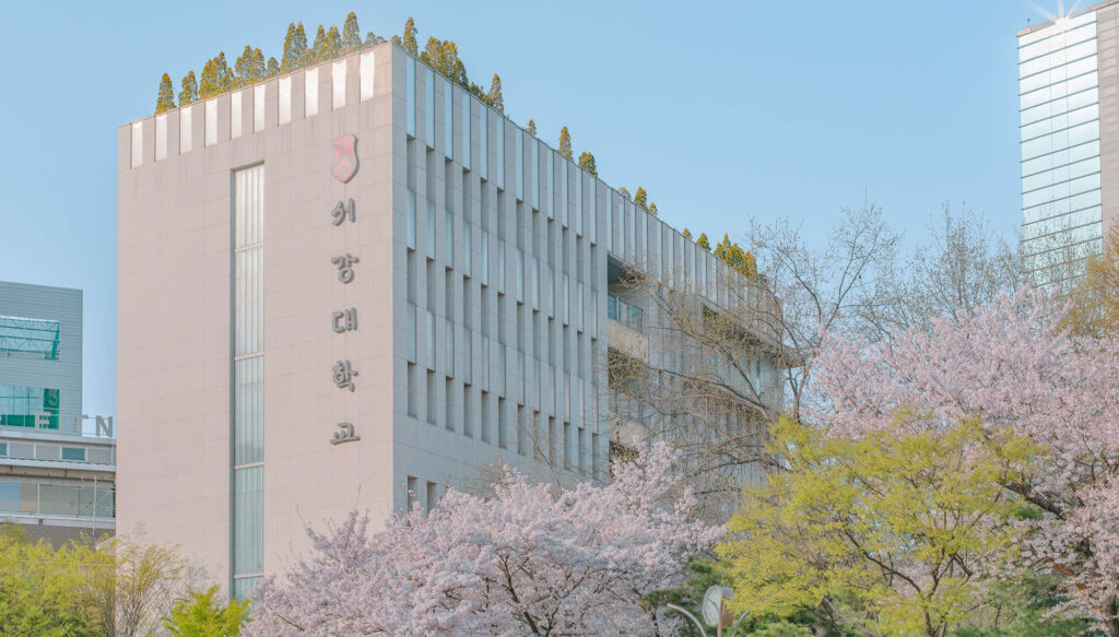 西江大学キャンパス内の建物の写真