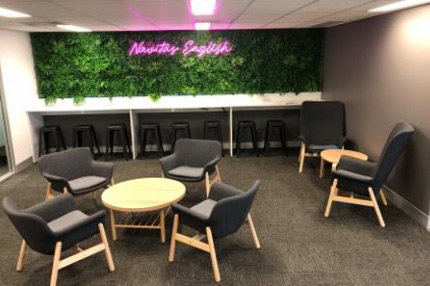 Navitas English パース校の学生ラウンジ